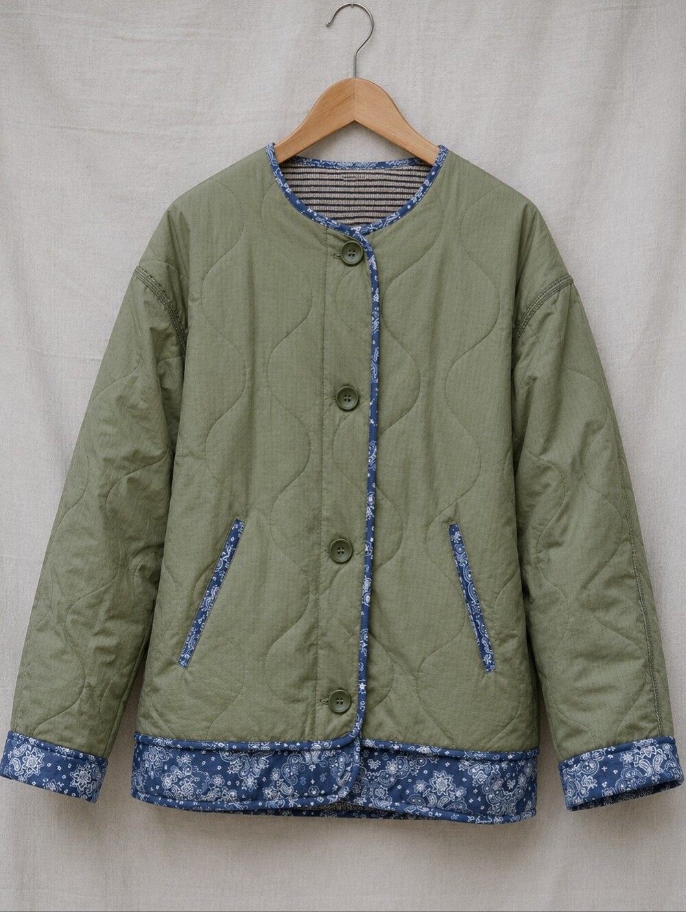 By Together Paisley Trim Quilted Bomber Jacket Size Small Olive Green Blue